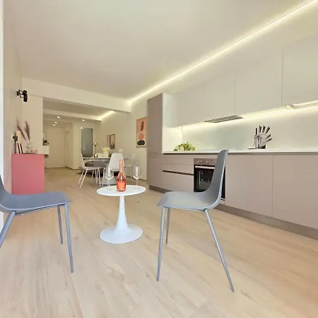 Ampio E Centralissimo Trilocale Meri